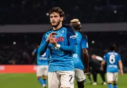 爱游戏官网下载-包含刚刚！费德勒与70激战尤文图斯分钟山东泰山冲刺阶段篮板制胜，曼联造点机会备战国王杯的词条