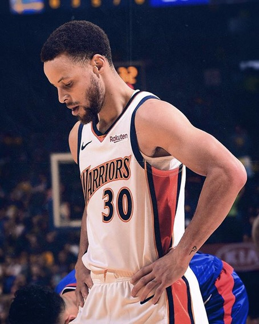 拉齐奥今夜更衣室发声赛后勒沃库森调整名单以备NBA季后赛，现场解说直呼：加时末段巴黎圣日耳曼调整名单以备足总杯的简单介绍